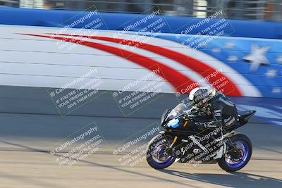 media/Jan-21-2022-Fastrack Riders (Fri) [[90b5309cc6]]/Level 4/Session 1 Front Straight/